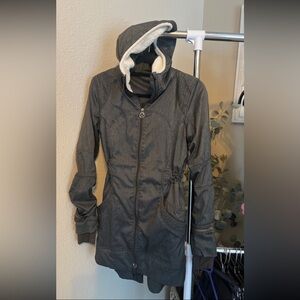 Lululemon sherpa lined cinch waist parka